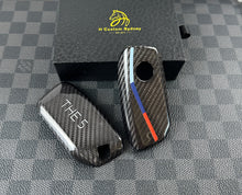 Load image into Gallery viewer, Premium Genuine Carbon Fiber Key Fob Cover Case For BMW New G60 520i 540d i5 New Generation Key Exclusive Made