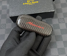 Load image into Gallery viewer, Premium Carbon Fiber Key Fob Cover Case Keyring Pack Compatible For Porsche Macan Key Fob Exclusive Edition