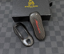 Load image into Gallery viewer, Premium Carbon Fiber Key Fob Cover Case Keyring Pack Compatible For Porsche Macan Key Fob Exclusive Edition