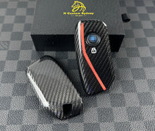Load image into Gallery viewer, Luxury Carbon Fiber Key Fob Cover For BMW New 5 Series 7 Series i5 i7 iX XM New Generation Key Exclusive Made