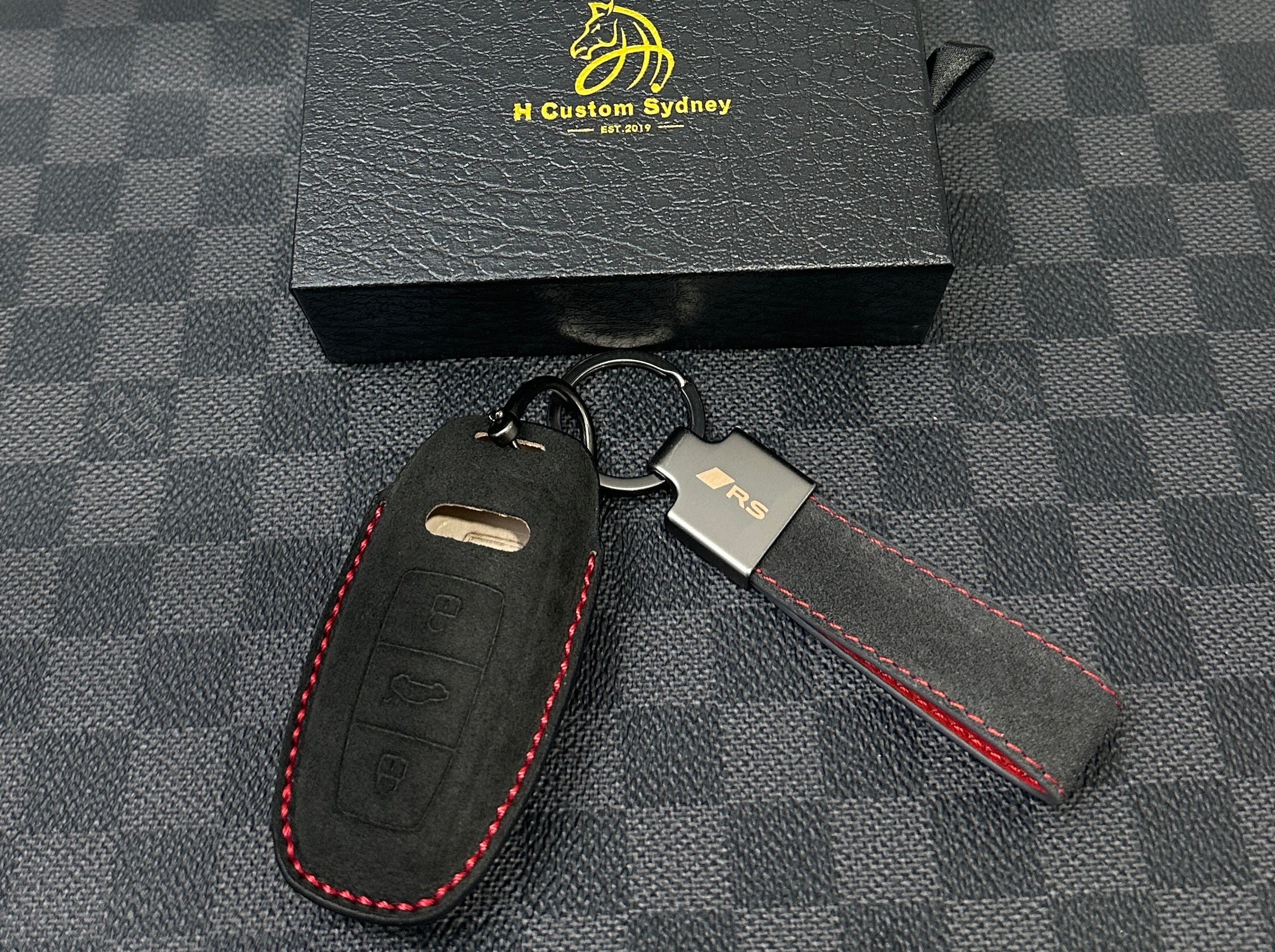 Premium Alcantara Key Cover & Keychain Set For Audi RS3 / RS6 / RSQ8 ...